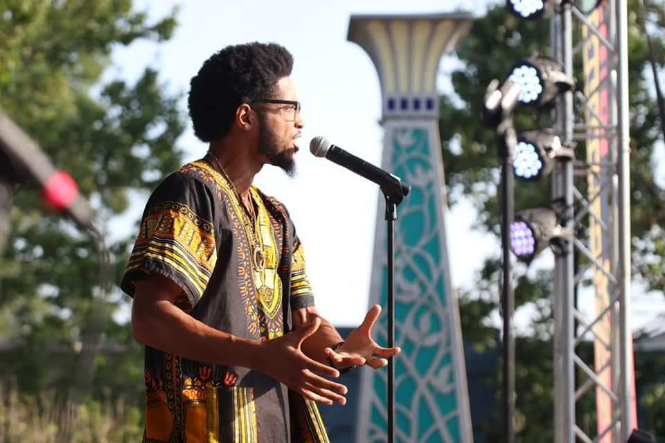 B Rockstar on outdoor stage